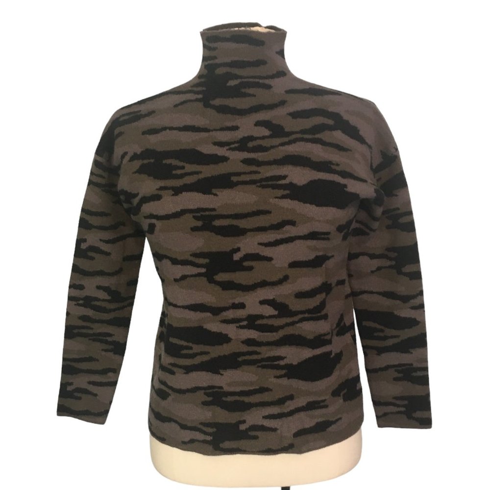 Tahari Womens Camo Mock Neck Pullover Knit Sweater, Camouflage Army S